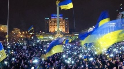 Сегодня украинцы отмечают День Достоинства и Свободы