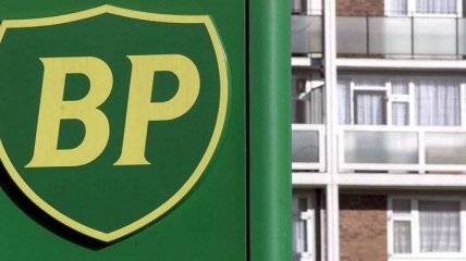 BP временно запретили контракты с правительством США