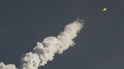 Стало известно, когда состоится запуск ракеты Falcon 9 со спутником Amos-17