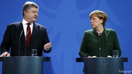 Меркель обеспокоена обострением ситуации на Донбассе