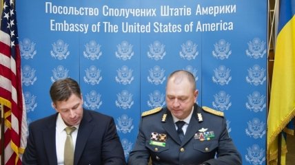 "У нас немає ближче партнера": Україна і США уклали важливий договір по боротьбі з наркоторгівлею