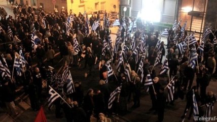 Двух ультраправых греческих депутатов посадили в тюрьму