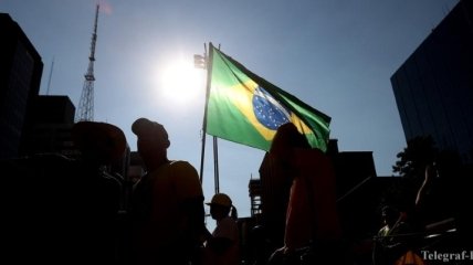 Коронавирус: Бразилия обогнала США по суточной смертности 