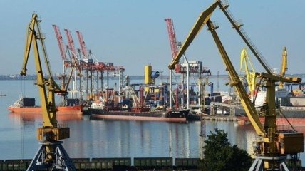 На будівництві в Миколаївському порті хотіли вкрасти майже 380 мільйонів