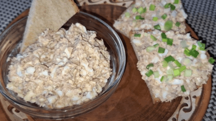 Намазка из сардины и плавленого сыра