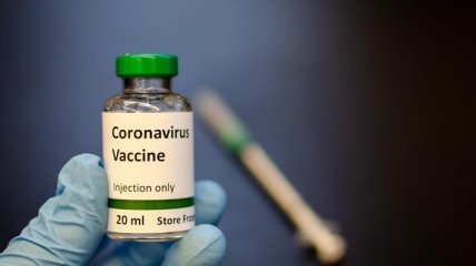 Вчені в Китаї винайшли вакцину від коронавірусу, готуються до її випробування