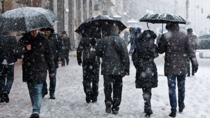 Снег, дождь и гололед: погода на выходных удивит украинцев разнообразием