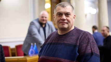 "Юзик" подал декларацию: друг Зеленского вывез свою семью за границу. Чем сам отметился за это время