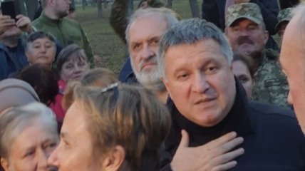 Аваков: Надеюсь, что при следующем разведении сил "освободят Донецк"