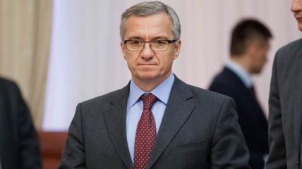 Шлапак призвал власти Киева не допускать "непервоочередные расходы"