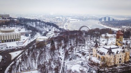 Метели, снег и гололед: Украину накрыла снежная буря (Фото)