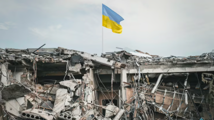 Сотні тисяч українців втратили житло, але залишилися на Батьківщині
