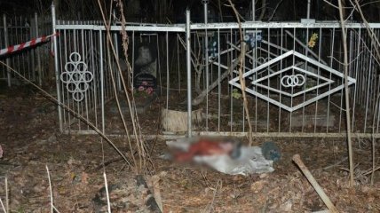 В Харькове на кладбище найдено тело младенца, завернутое в пакет