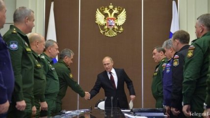 Путин признал, что формирует группировку войск РФ в Крыму