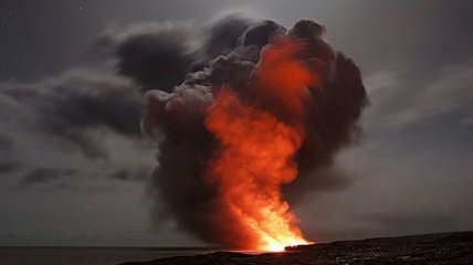 На Гавайях из-за извержения вулкана пострадал человек