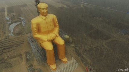 СМИ: В Китае разрушили новую 37-метровую статую Мао Цзэдуна
