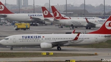 Бастуют работники крупнейшего турецкого авиаперевозчика 