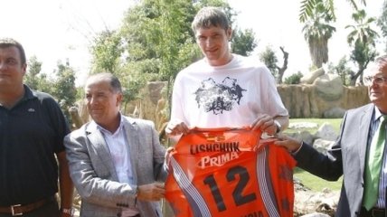 "Валенсия" продлила контракт с украинским баскетболистом