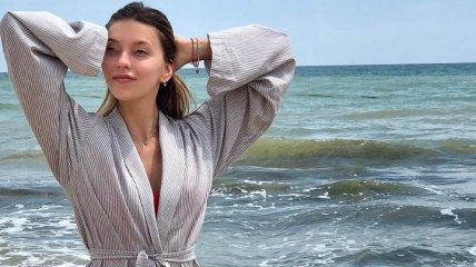 Регина Тодоренко сбежала с работы на пляж 