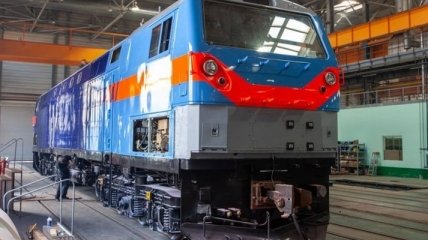 Концерн General Electric продаст "Укрзализныце" еще 40 локомотивов