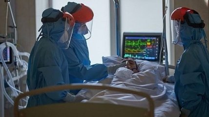 В Украине от коронавирусной болезни умерли уже 34 медика