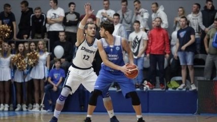 Баскетбол: "Днепр" уступает "Бюйюкчекмедже" и покидает Кубок Европы ФИБА
