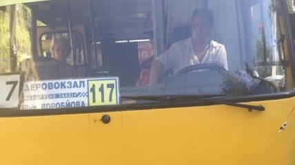 В Одессе питались выгнать из автобуса девушку за "телячую мову"
