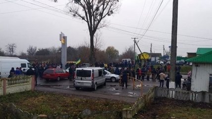 "Евробляхеры" заблокировали границу: в МВД приняли меры