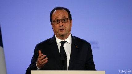 Олланд: Трудовую реформу во Франции не отменят