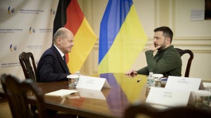 Президент Украины Владимир Зеленский и канцлер ФРГ Олаф Шольц