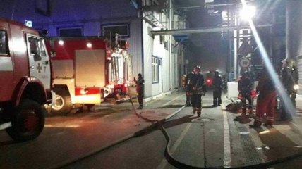 Под Одессой четыре часа тушили пожар на маслоперерабатывающем заводе: фото