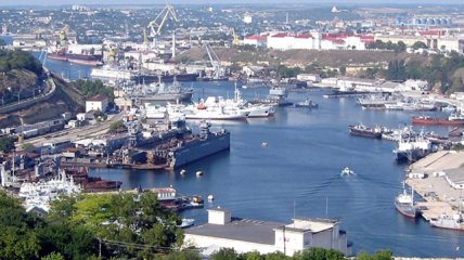 Севастопольский порт (иллюстративное изображение)