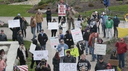 Карантин: в США прошли протесты