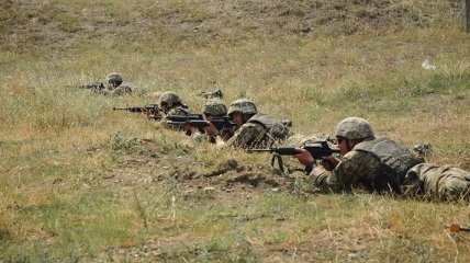 Боевики 4 раза обстреляли позиции ВСУ на Донбассе