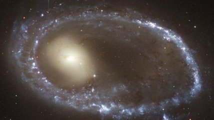 Астрономы обнаружили кольцо из галактик