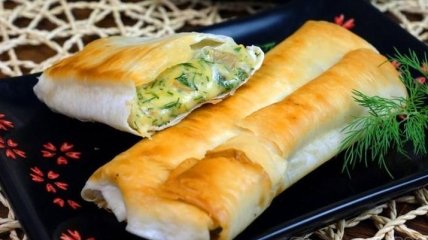 Рецепт дня: закуска из лаваша с сыром и грибами