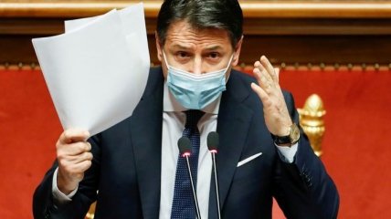 В Италии на фоне споров про COVID-19 уходит глава правительства