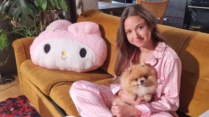 Каміла Валієва та її пес Льова