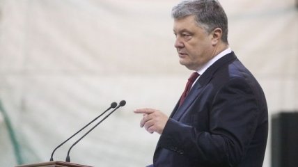 Порошенко призвал украинцев помнить об украинцах, которых выселили в Сибирь