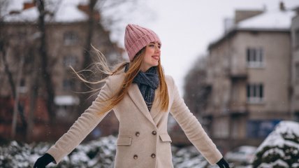 Будьте стильною цієї зими в самих трендових сукнях
