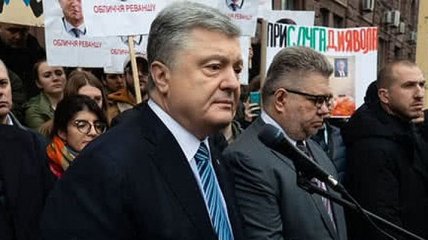 Порошенко пришел в ГБР и требует возбудить дело против Дубинского