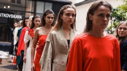 Украинский дизайнер поразила необычным шоу в рамках Недели моды в Париже 