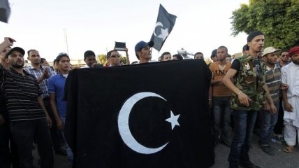 Протесты на востоке Ливии привели к снижению нефтедобычи в стране