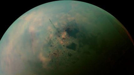 Cassini передала на Землю снимок облаков на Титане