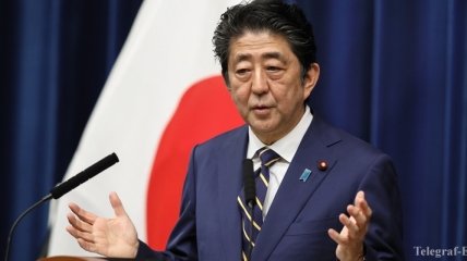Абэ считает, что заключение мирного договора Японии с РФ будет выгодно и США
