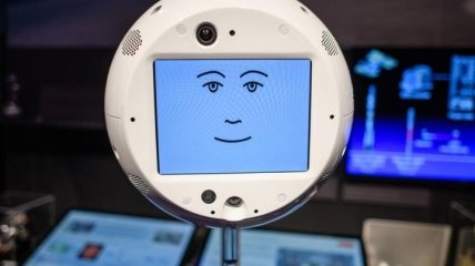 На МКС новый житель: на станцию прибыл робот с "эмоциональным интеллектом"