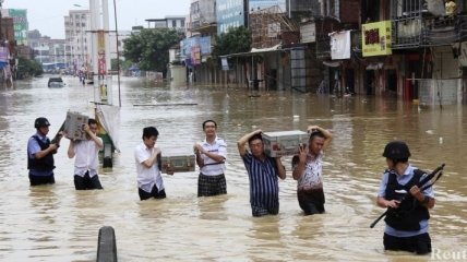 На северо-востоке Китая от наводнений пострадали почти 2 млн человек
