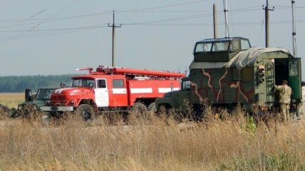 Украинские военные отрабатывают тактические задачи с боевой стрельбой