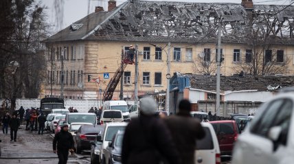 Последствия обстрела жилых домов в Житомире