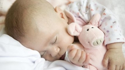 5 способов уложить малыша спать